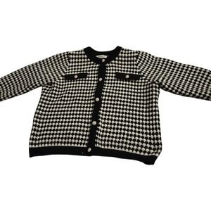 Women Black and White Houndstooth Cardigan